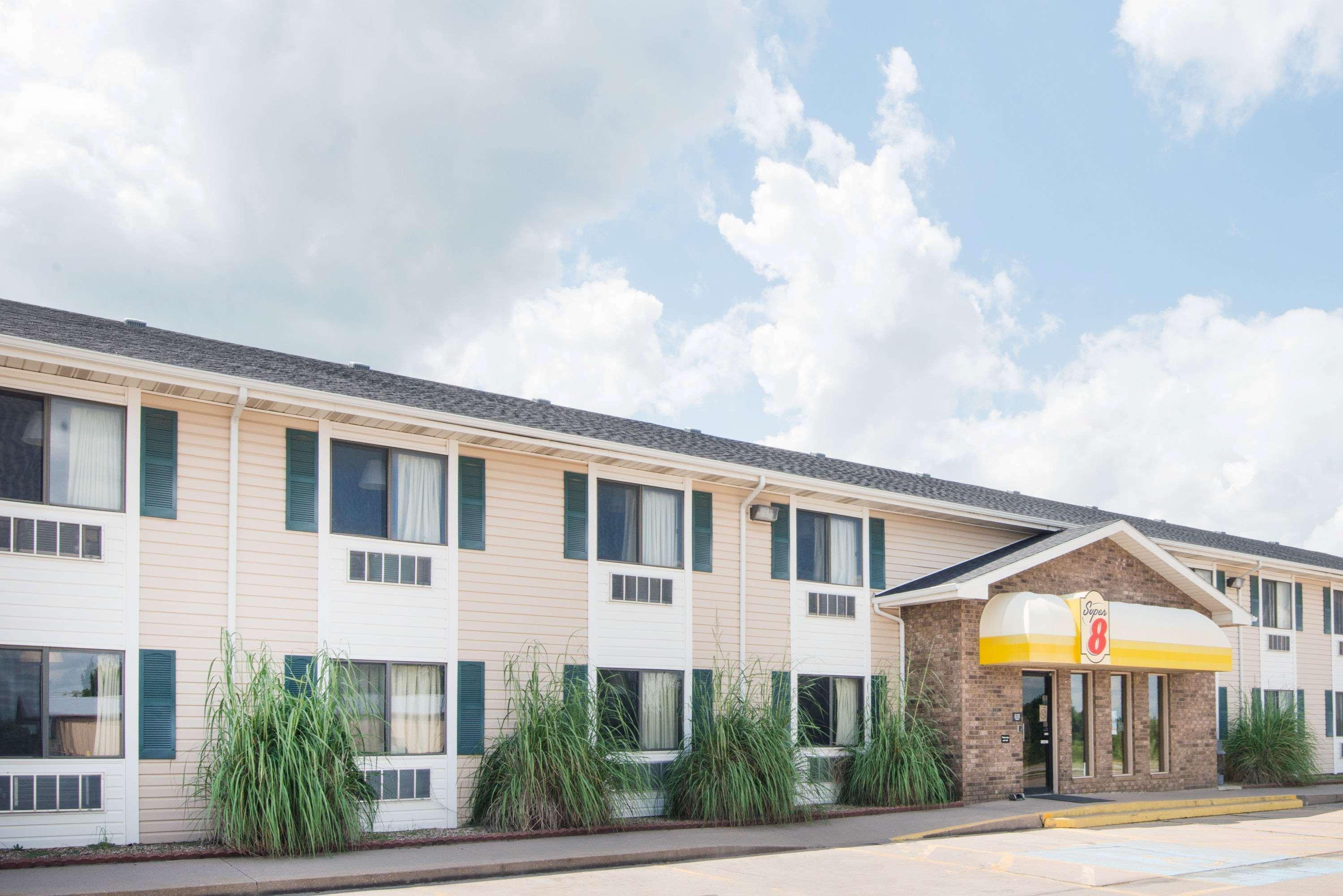Super 8 By Wyndham El Dorado Exterior foto