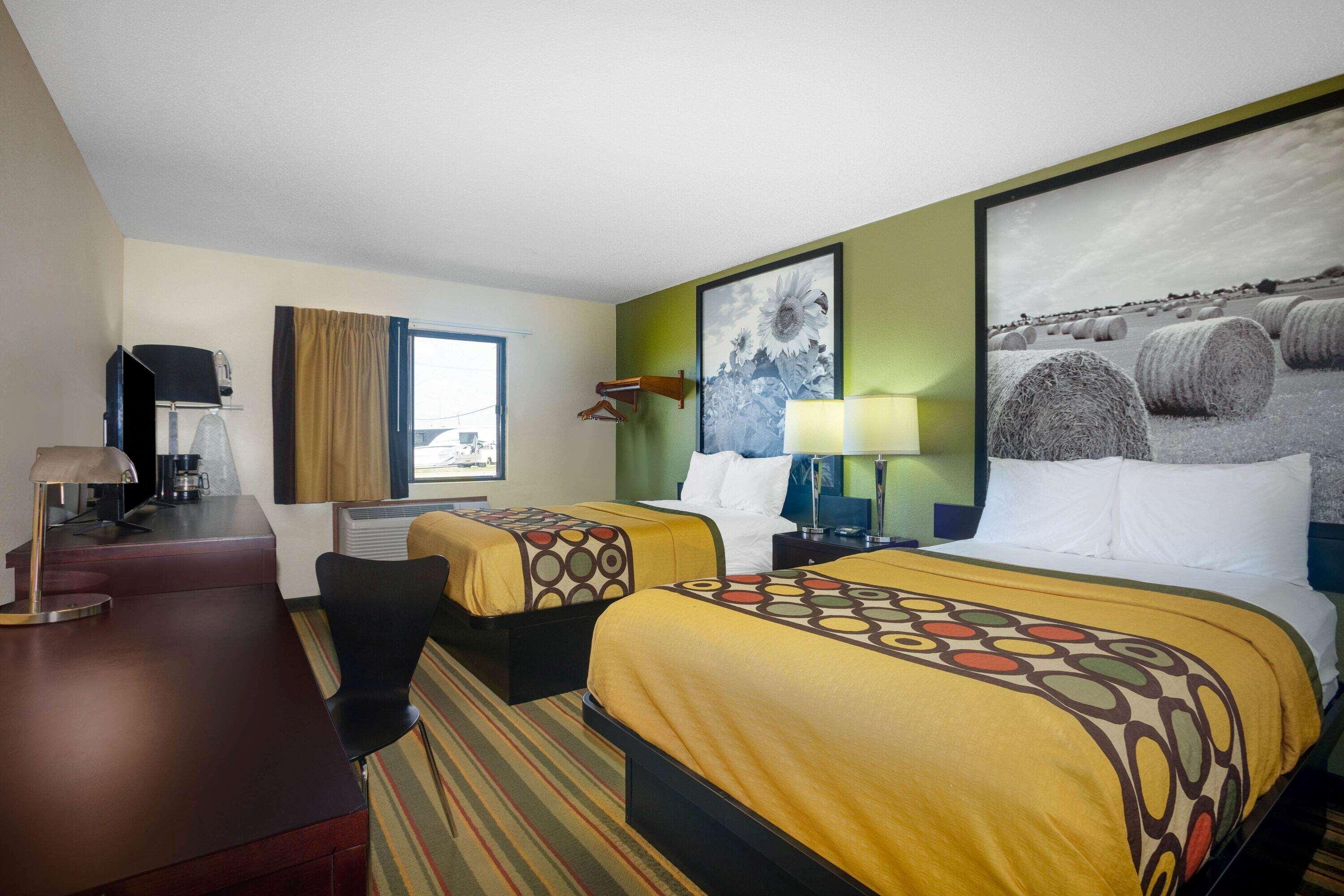 Super 8 By Wyndham El Dorado Exterior foto